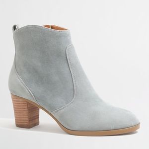 Factory Quinn suede ankle booties